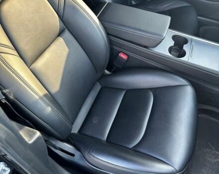 Чорний Тесла Модель 3, об'ємом двигуна 0 л та пробігом 65 тис. км за 20700 $, фото 1 на Automoto.ua