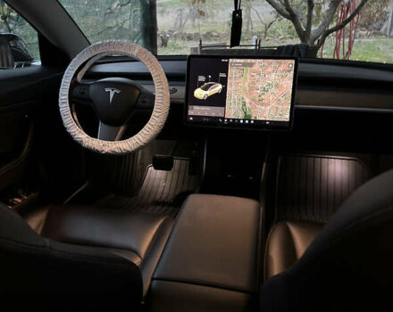 Черный Тесла Модель 3, объемом двигателя 0 л и пробегом 50 тыс. км за 19000 $, фото 3 на Automoto.ua