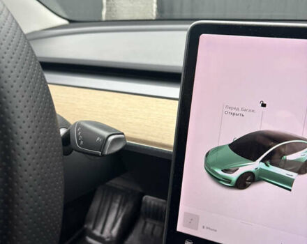 Черный Тесла Модель 3, объемом двигателя 0 л и пробегом 110 тыс. км за 14900 $, фото 24 на Automoto.ua