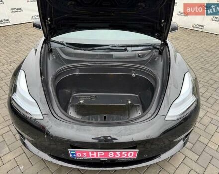 Черный Тесла Модель 3, объемом двигателя 0 л и пробегом 170 тыс. км за 12400 $, фото 5 на Automoto.ua