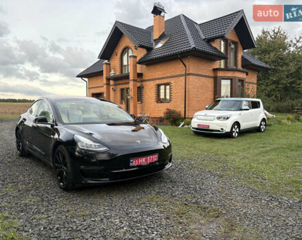 Чорний Тесла Модель 3, об'ємом двигуна 0 л та пробігом 152 тис. км за 13500 $, фото 1 на Automoto.ua