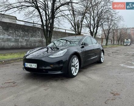 Черный Тесла Модель 3, объемом двигателя 0 л и пробегом 73 тыс. км за 16900 $, фото 14 на Automoto.ua