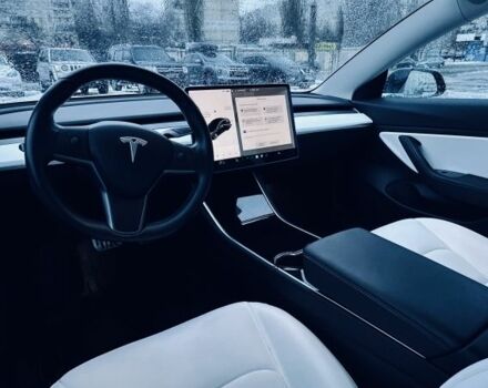 Черный Тесла Модель 3, объемом двигателя 0 л и пробегом 122 тыс. км за 18900 $, фото 11 на Automoto.ua