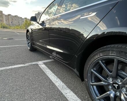 Чорний Тесла Модель 3, об'ємом двигуна 0 л та пробігом 160 тис. км за 17292 $, фото 6 на Automoto.ua