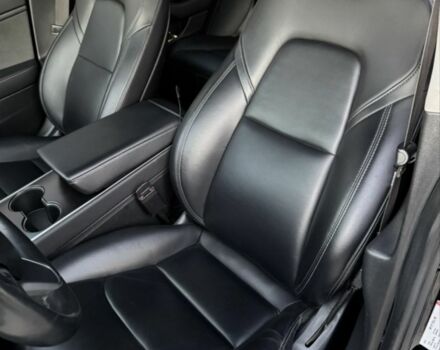 Черный Тесла Модель 3, объемом двигателя 0 л и пробегом 95 тыс. км за 18000 $, фото 4 на Automoto.ua