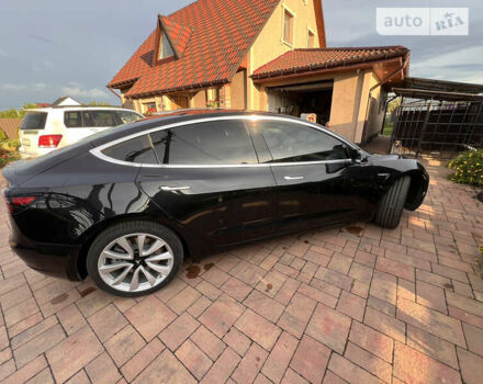 Черный Тесла Модель 3, объемом двигателя 0 л и пробегом 125 тыс. км за 19300 $, фото 2 на Automoto.ua