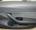 Чорний Тесла Модель 3, об'ємом двигуна 0 л та пробігом 0 тис. км за 67000 $, фото 31 на Automoto.ua