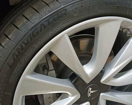 Черный Тесла Модель 3, объемом двигателя 0 л и пробегом 201 тыс. км за 21900 $, фото 76 на Automoto.ua