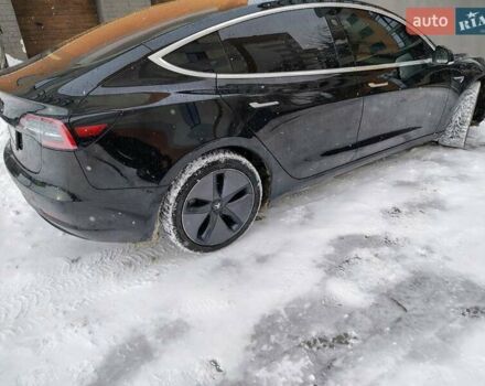 Чорний Тесла Модель 3, об'ємом двигуна 0 л та пробігом 70 тис. км за 17600 $, фото 4 на Automoto.ua