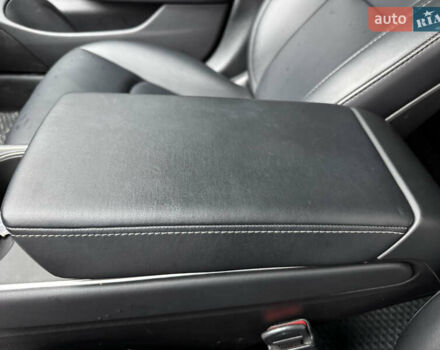 Черный Тесла Модель 3, объемом двигателя 0 л и пробегом 100 тыс. км за 19500 $, фото 3 на Automoto.ua