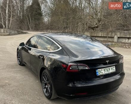 Черный Тесла Модель 3, объемом двигателя 0 л и пробегом 133 тыс. км за 16200 $, фото 4 на Automoto.ua