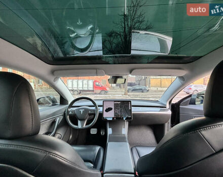 Чорний Тесла Модель 3, об'ємом двигуна 0 л та пробігом 107 тис. км за 17900 $, фото 11 на Automoto.ua