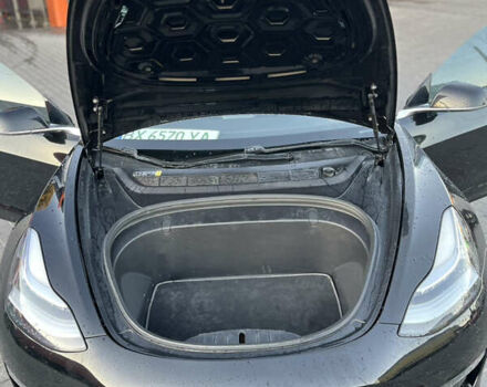 Тесла Модель 3 2018 у Хмельницькому на Automoto.ua Чорний Тесла Модель 3, об'ємом двигуна 0 л та пробігом 94 тис. км за 16500 $, фото 21 на Automoto.ua