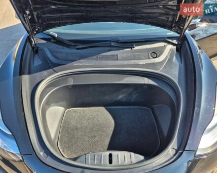 Чорний Тесла Модель 3, об'ємом двигуна 0 л та пробігом 156 тис. км за 18500 $, фото 11 на Automoto.ua