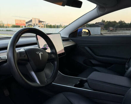 Черный Тесла Модель 3, объемом двигателя 0 л и пробегом 77 тыс. км за 17000 $, фото 17 на Automoto.ua