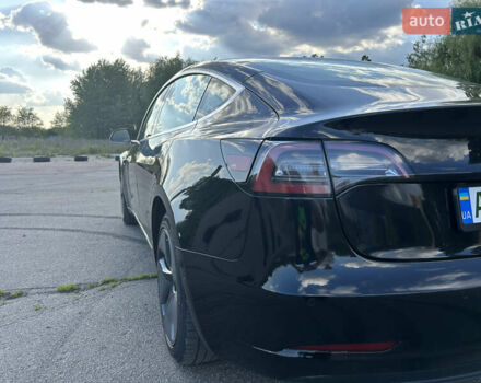 Черный Тесла Модель 3, объемом двигателя 0 л и пробегом 141 тыс. км за 18888 $, фото 6 на Automoto.ua