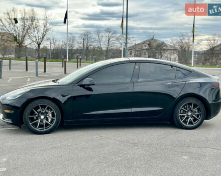 Тесла Модель 3 2018 у Харкові на Automoto.ua Чорний Тесла Модель 3, об'ємом двигуна 0 л та пробігом 107 тис. км за 24500 $, фото 8 на Automoto.ua