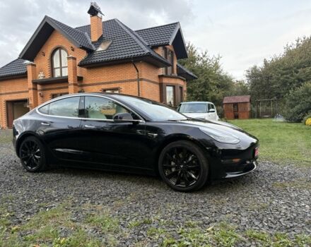 Чорний Тесла Модель 3, об'ємом двигуна 0 л та пробігом 152 тис. км за 13500 $, фото 3 на Automoto.ua