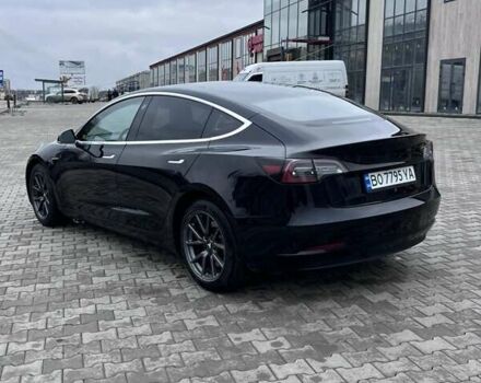 Чорний Тесла Модель 3, об'ємом двигуна 0 л та пробігом 58 тис. км за 15900 $, фото 5 на Automoto.ua
