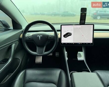 Черный Тесла Модель 3, объемом двигателя 0 л и пробегом 73 тыс. км за 17999 $, фото 13 на Automoto.ua