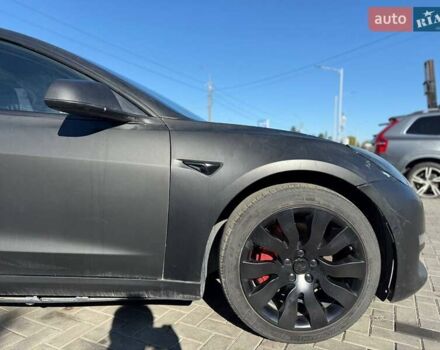 Черный Тесла Модель 3, объемом двигателя 0 л и пробегом 255 тыс. км за 12500 $, фото 1 на Automoto.ua