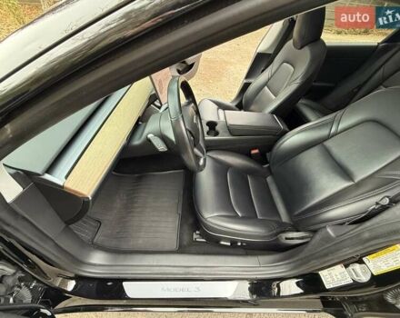 Черный Тесла Модель 3, объемом двигателя 0 л и пробегом 102 тыс. км за 18900 $, фото 50 на Automoto.ua