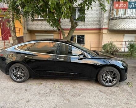 Чорний Тесла Модель 3, об'ємом двигуна 0 л та пробігом 104 тис. км за 15500 $, фото 1 на Automoto.ua