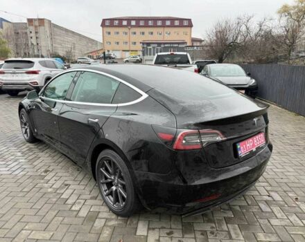 Чорний Тесла Модель 3, об'ємом двигуна 0 л та пробігом 163 тис. км за 12400 $, фото 2 на Automoto.ua