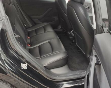 Чорний Тесла Модель 3, об'ємом двигуна 0 л та пробігом 58 тис. км за 15900 $, фото 21 на Automoto.ua