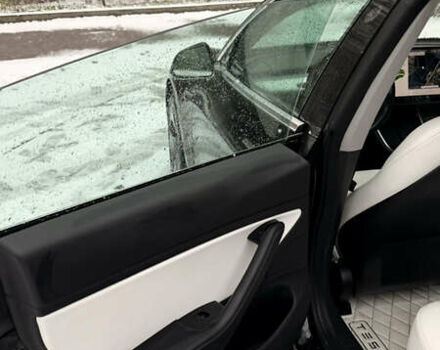 Черный Тесла Модель 3, объемом двигателя 0 л и пробегом 125 тыс. км за 16500 $, фото 51 на Automoto.ua