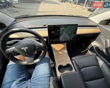 Черный Тесла Модель 3, объемом двигателя 0 л и пробегом 135 тыс. км за 15900 $, фото 31 на Automoto.ua