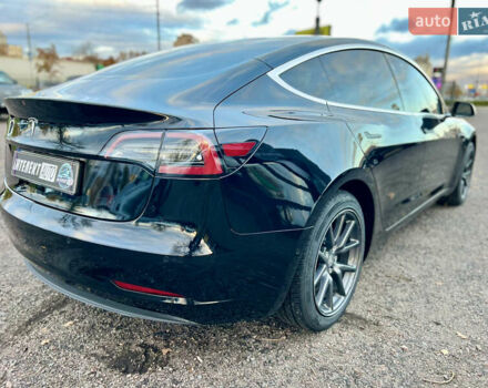 Чорний Тесла Модель 3, об'ємом двигуна 0 л та пробігом 201 тис. км за 14300 $, фото 31 на Automoto.ua