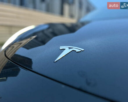 Черный Тесла Модель 3, объемом двигателя 0 л и пробегом 77 тыс. км за 20000 $, фото 48 на Automoto.ua
