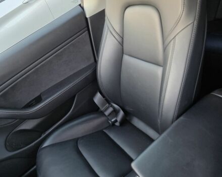 Чорний Тесла Модель 3, об'ємом двигуна 0 л та пробігом 130 тис. км за 11700 $, фото 16 на Automoto.ua