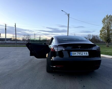 Чорний Тесла Модель 3, об'ємом двигуна 0 л та пробігом 128 тис. км за 372 $, фото 6 на Automoto.ua