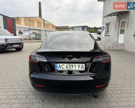Чорний Тесла Модель 3, об'ємом двигуна 0 л та пробігом 81 тис. км за 15500 $, фото 5 на Automoto.ua