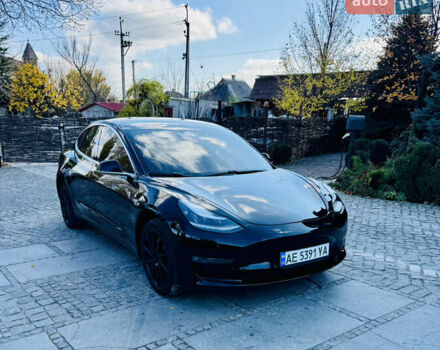 Черный Тесла Модель 3, объемом двигателя 0 л и пробегом 108 тыс. км за 15200 $, фото 1 на Automoto.ua