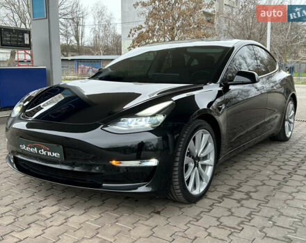 Черный Тесла Модель 3, объемом двигателя 0 л и пробегом 85 тыс. км за 19999 $, фото 2 на Automoto.ua