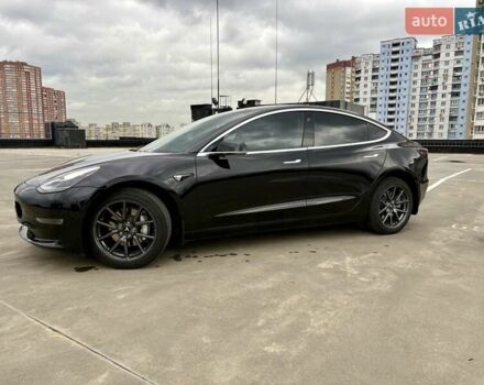 Чорний Тесла Модель 3, об'ємом двигуна 0 л та пробігом 70 тис. км за 15900 $, фото 3 на Automoto.ua