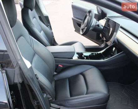 Черный Тесла Модель 3, объемом двигателя 0 л и пробегом 126 тыс. км за 14300 $, фото 13 на Automoto.ua