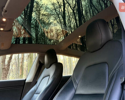 Черный Тесла Модель 3, объемом двигателя 0 л и пробегом 120 тыс. км за 18999 $, фото 15 на Automoto.ua