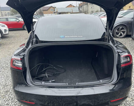 Чорний Тесла Модель 3, об'ємом двигуна 0 л та пробігом 117 тис. км за 25200 $, фото 12 на Automoto.ua