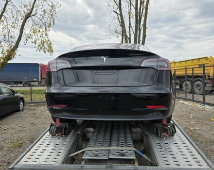 Чорний Тесла Модель 3, об'ємом двигуна 0 л та пробігом 140 тис. км за 11600 $, фото 20 на Automoto.ua