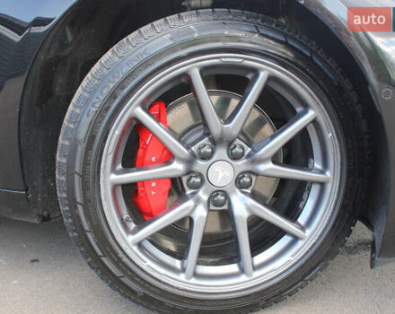 Черный Тесла Модель 3, объемом двигателя 0 л и пробегом 126 тыс. км за 15500 $, фото 17 на Automoto.ua