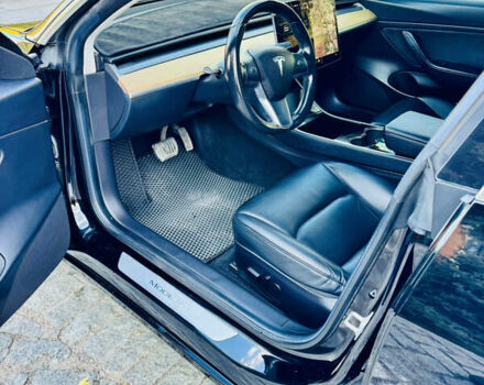 Черный Тесла Модель 3, объемом двигателя 0 л и пробегом 108 тыс. км за 15200 $, фото 8 на Automoto.ua