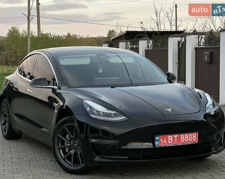 Черный Тесла Модель 3, объемом двигателя 0 л и пробегом 133 тыс. км за 18599 $, фото 46 на Automoto.ua