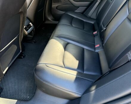 Чорний Тесла Модель 3, об'ємом двигуна 0 л та пробігом 151 тис. км за 16500 $, фото 10 на Automoto.ua