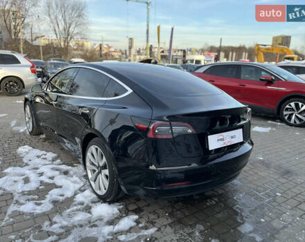 Черный Тесла Модель 3, объемом двигателя 0 л и пробегом 105 тыс. км за 15700 $, фото 3 на Automoto.ua