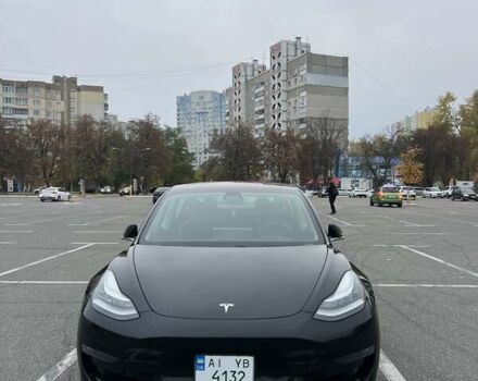 Тесла Модель 3 2019 у Ирпене на Automoto.ua Чорний Тесла Модель 3, об'ємом двигуна 0 л та пробігом 115 тис. км за 16000 $, фото 1 на Automoto.ua