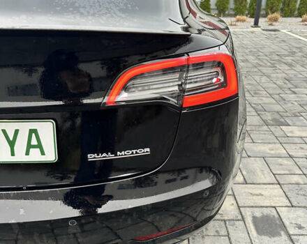 Чорний Тесла Модель 3, об'ємом двигуна 0 л та пробігом 142 тис. км за 18500 $, фото 4 на Automoto.ua